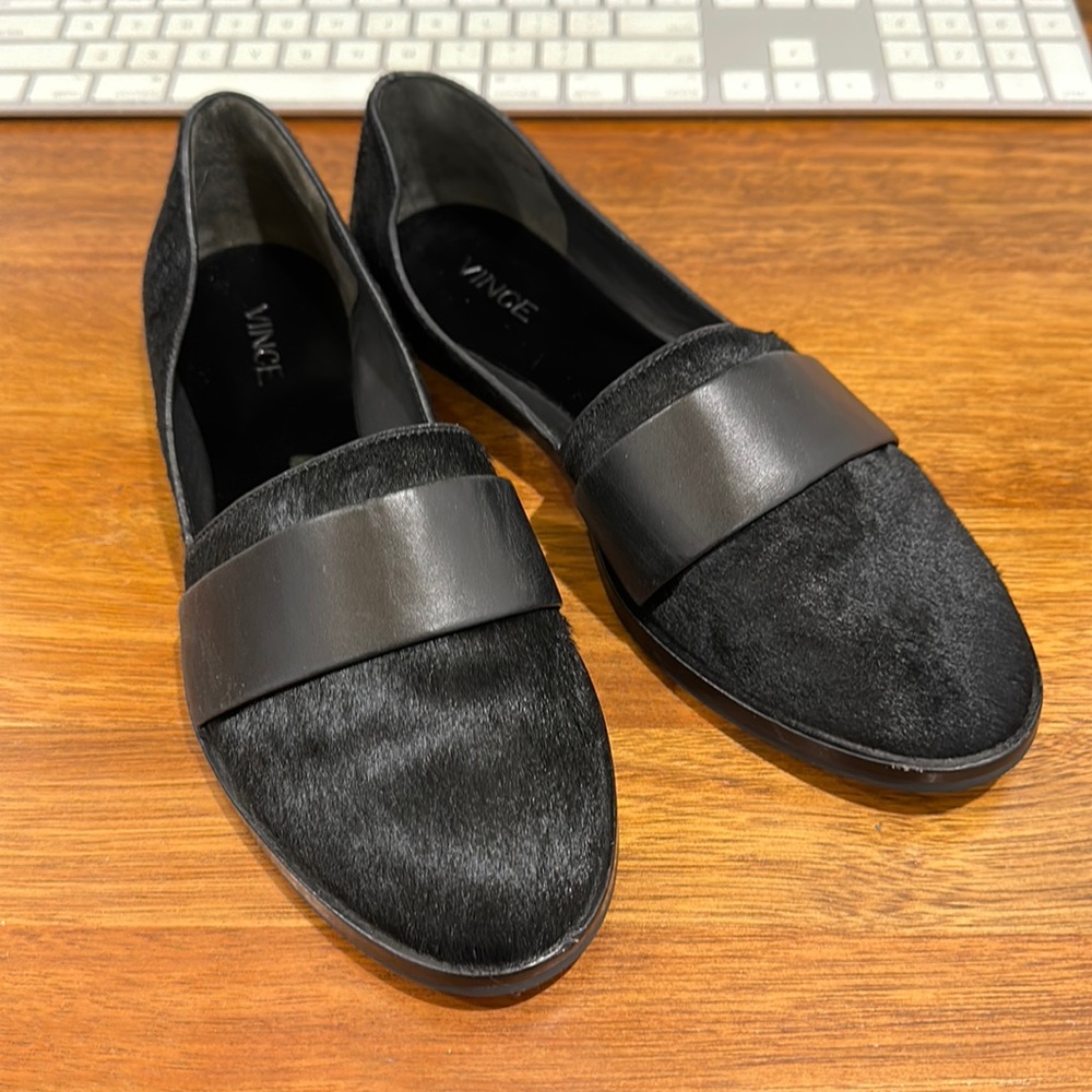 VINCE Leather & Hide black Flats